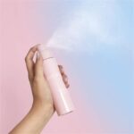 Сонцезахисний спрей для обличчя та тіла SPF 50+ DARLING SCREEN-ME SPRAY SPF 50+ 150мл - Зображення 2