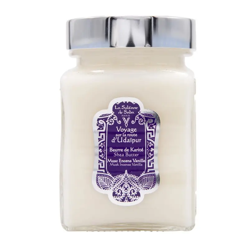 maslo-karite-sultane-de-saba-udaipur-shea-butter-300-ml-new-800x800 Баттер каріте з солодким ароматом мускусу, деревного ладану та солодкої ванілі “Удайпур” LA SULTANE DE SABA UDAIPUR SHEA BUTTER 300мл - Зображення 1
