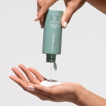 Лосьйон-ексфоліант для щоденного використання HYDROPEPTIDE LIQUID RESURFACING SOLUTING 120мл - Зображення 2