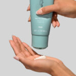 Очищуючий засіб для проблемної шкіри HYDROPEPTIDE PURIFYING CLEANSER 200мл - Зображення 2